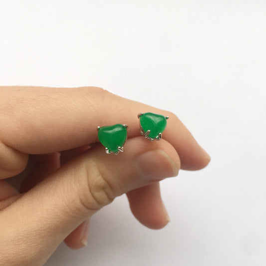 Jade heart shape studs earring